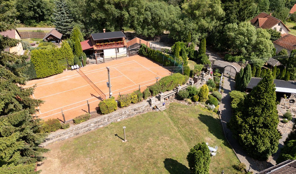 Prodej domu 478 m² s pozemkem 4 241 m², Verneřice – náhled fotky 59