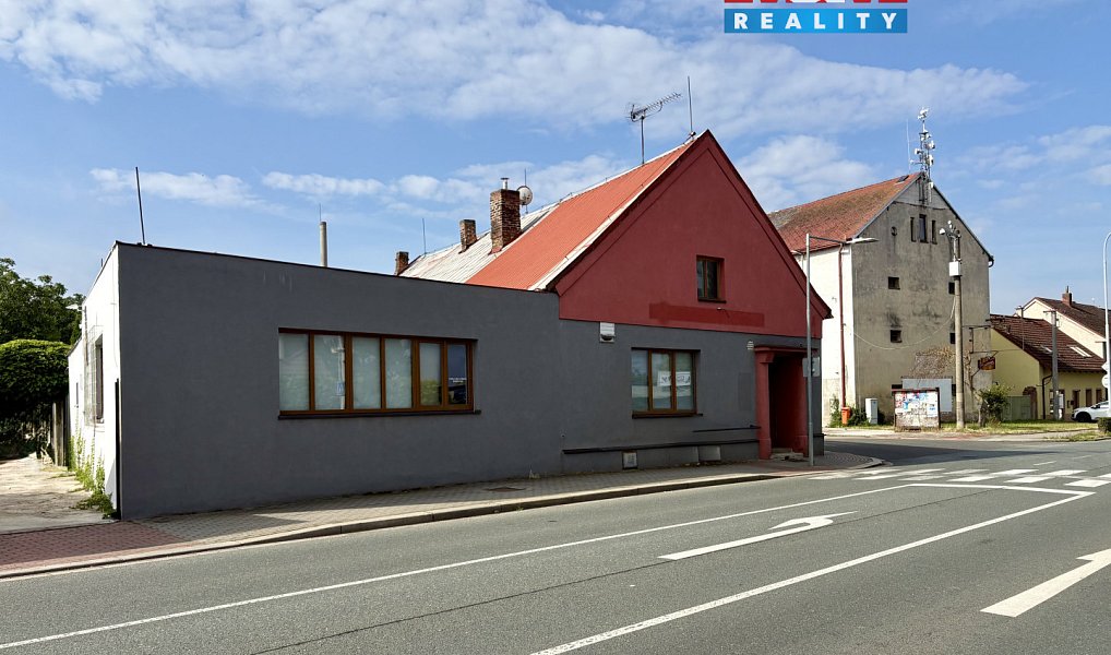 Prodej domu 350 m² s pozemkem 340 m², Přelouč – náhled fotky 2