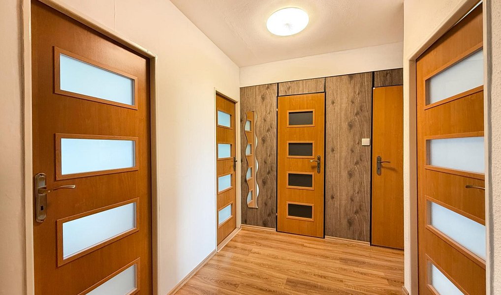 Prodej bytu 3+1 68 m², Krupka – náhled fotky 18
