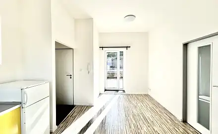Pronájem bytu 2+kk 35 m²