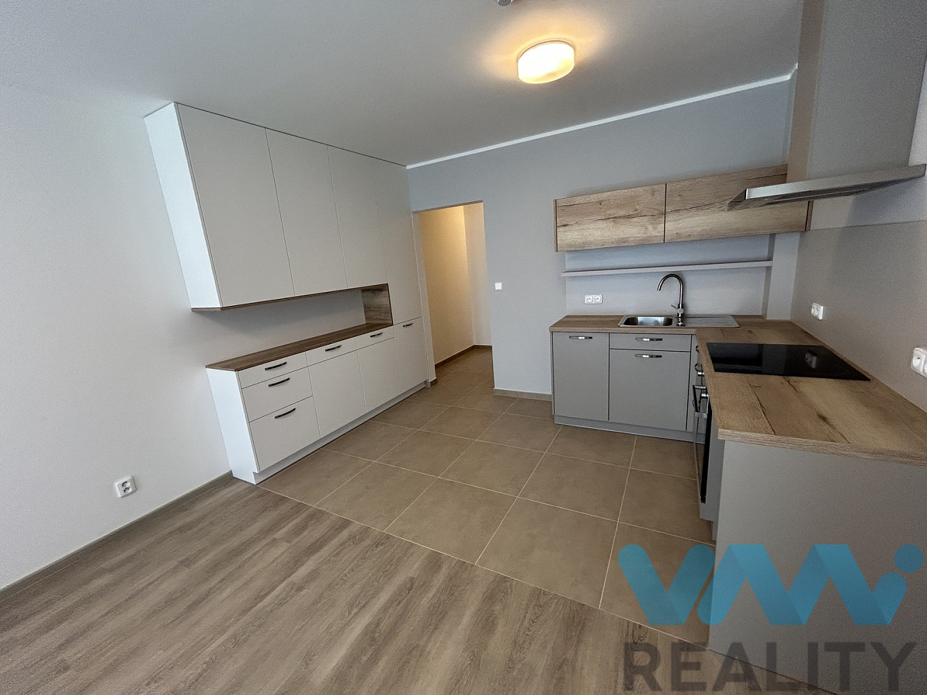 Pronájem bytu 2+kk 47 m² – pohled 3