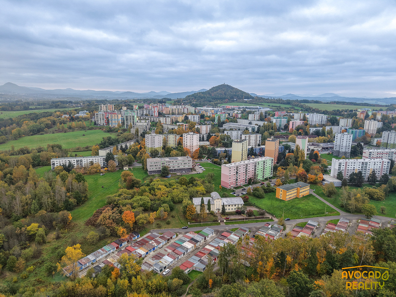 Tři garáže s vlastními pozemky – Česká Lípa, Střelnice