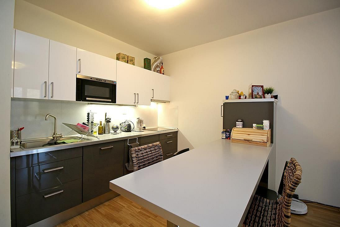 Pronájem bytu 2+kk 73 m² – pohled 3