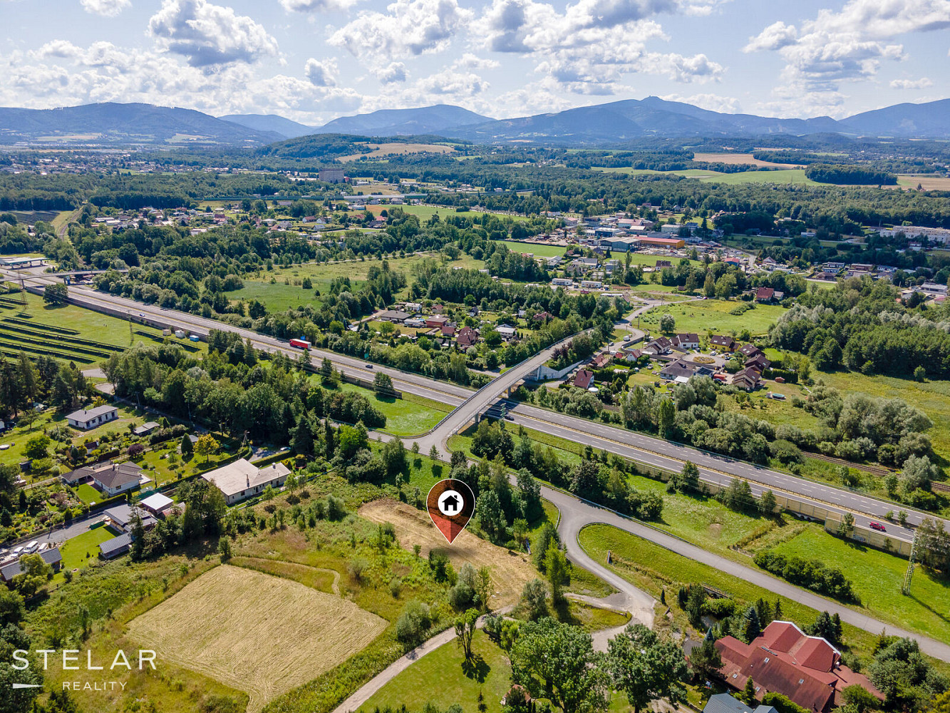 Prodej stavebního pozemku 1 700 m² – fotografie 5