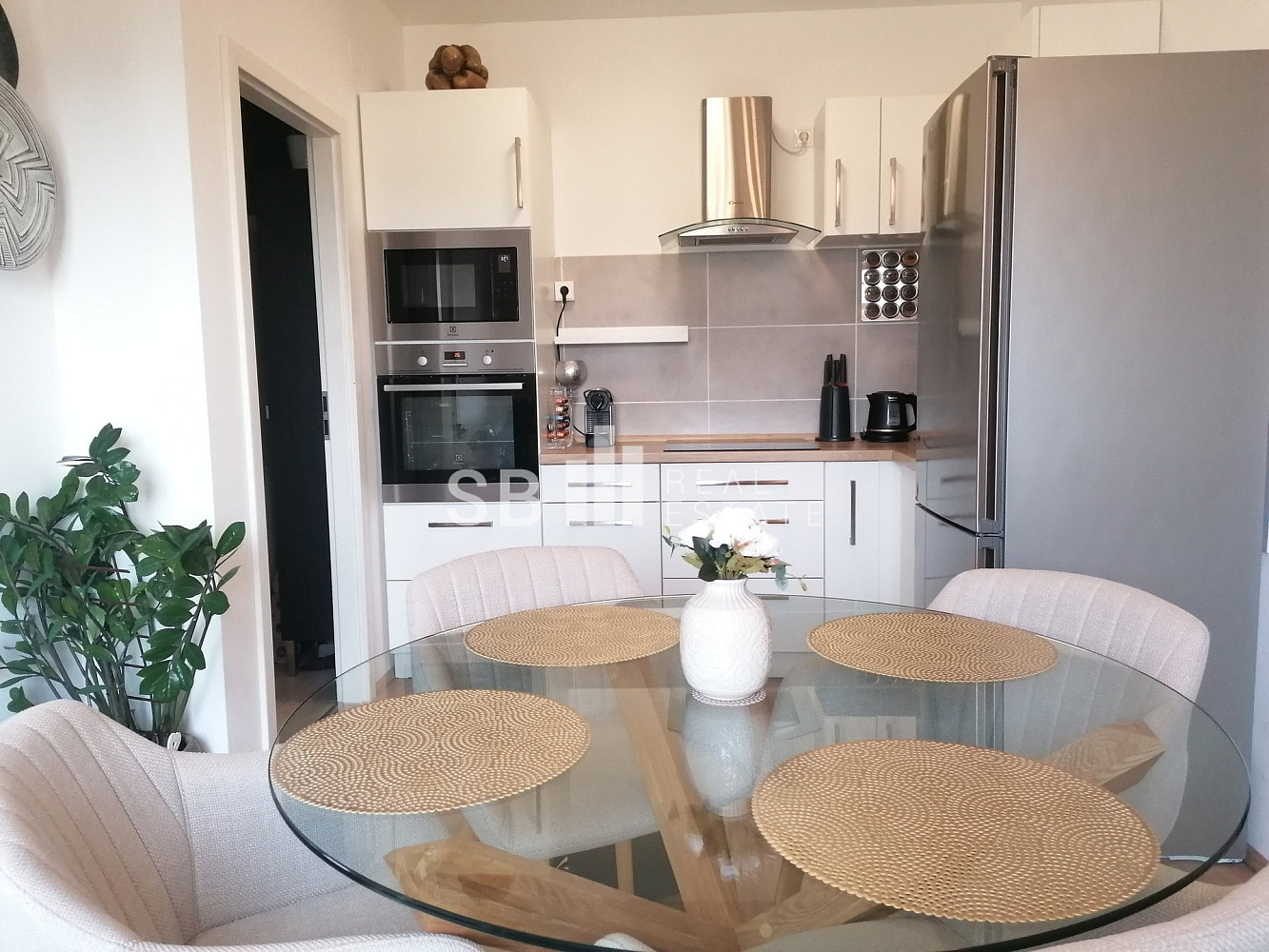 Pronájem bytu 2+kk 40 m² – pohled 5