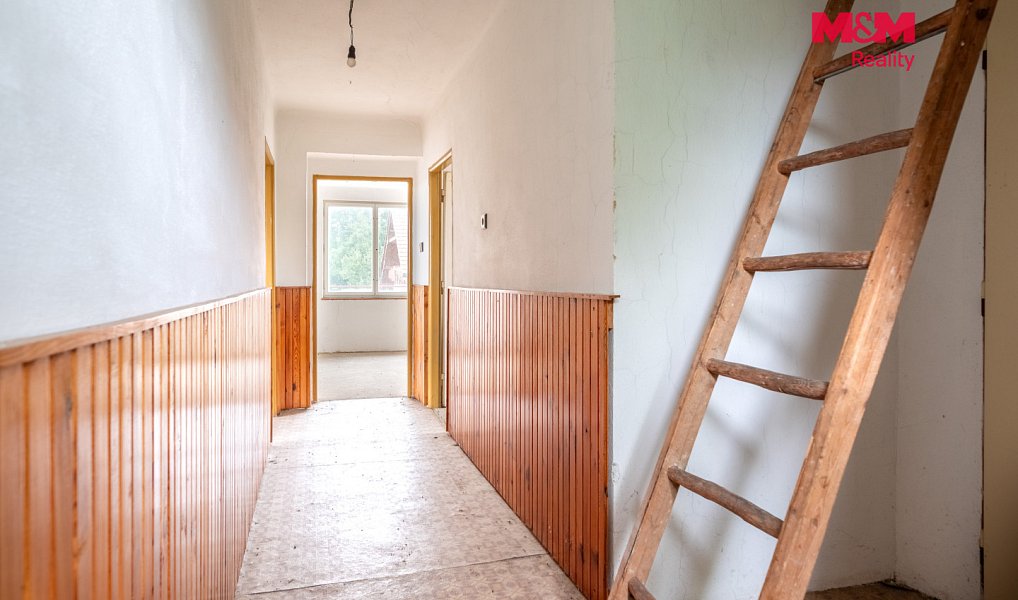 Prodej domu 256 m² s pozemkem 660 m², Čestice – náhled fotky 11