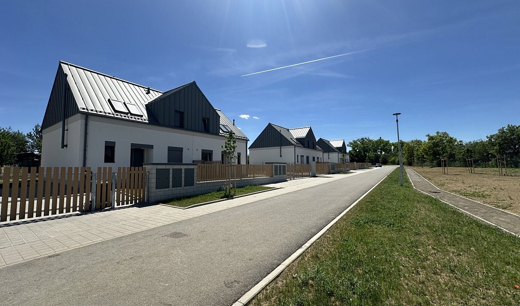 Prodej domu 101 m² s pozemkem 316 m², Strážnice – náhled fotky 23
