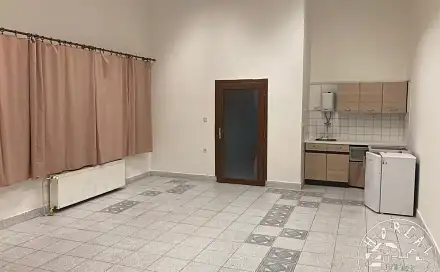 Pronájem bytu 1+kk 40 m², nám. ČSA, Moravské Budějovice, okres Třebíč
