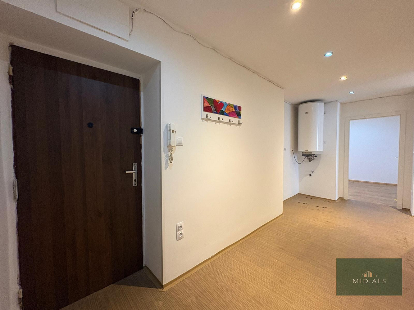 Pronájem bytu 3+kk 66 m² — photo 4