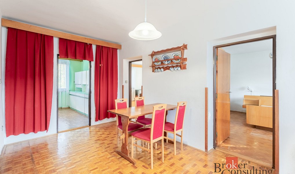 Prodej domu 308 m² s pozemkem 800 m², Sehradice – náhled fotky 6