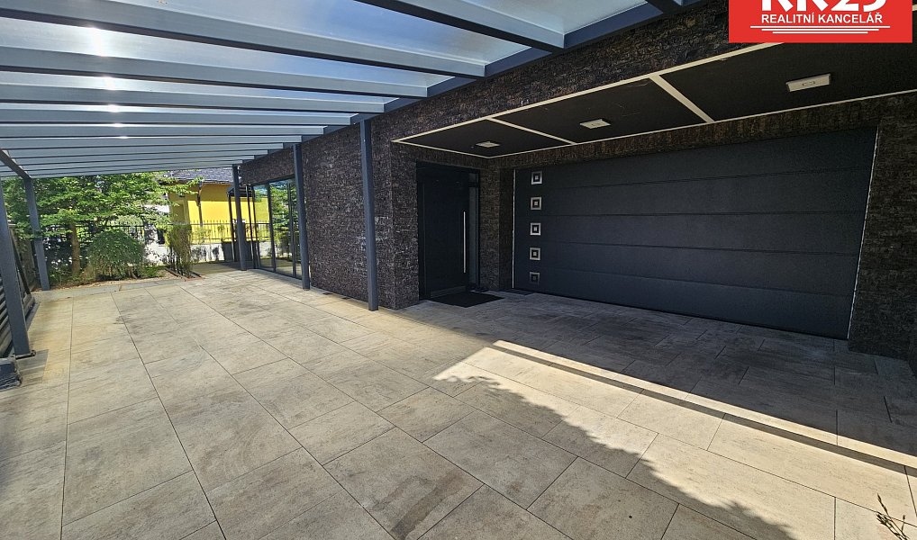 Prodej domu 187 m² s pozemkem 788 m², Velká Hleďsebe – náhled fotky 18