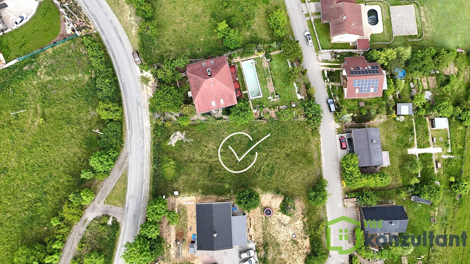 Prodej stavebního pozemku 1 024 m² – fotografie 3