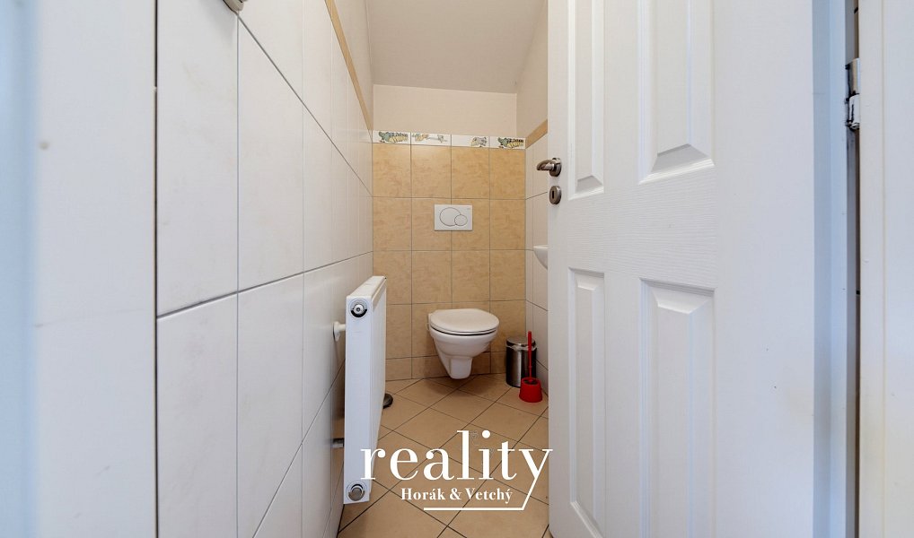 Prodej domu 178 m² s pozemkem 813 m², Křelovice – náhled fotky 15