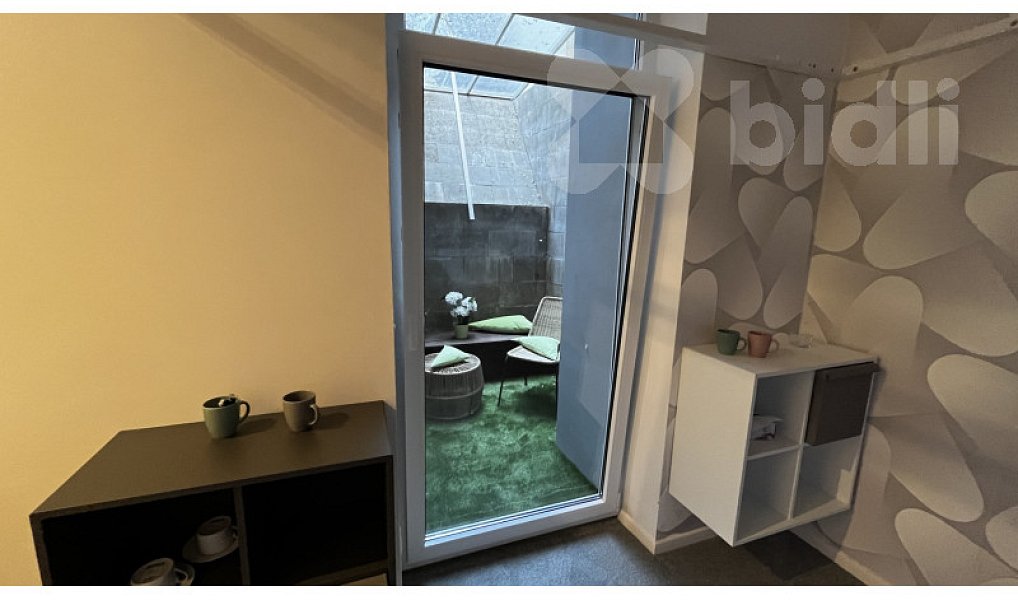 Prodej obchodních prostor 26 m², Praha – náhled fotky 2