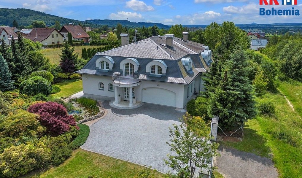 Prodej domu 696 m² s pozemkem 3 230 m², Turnov – náhled fotky 2