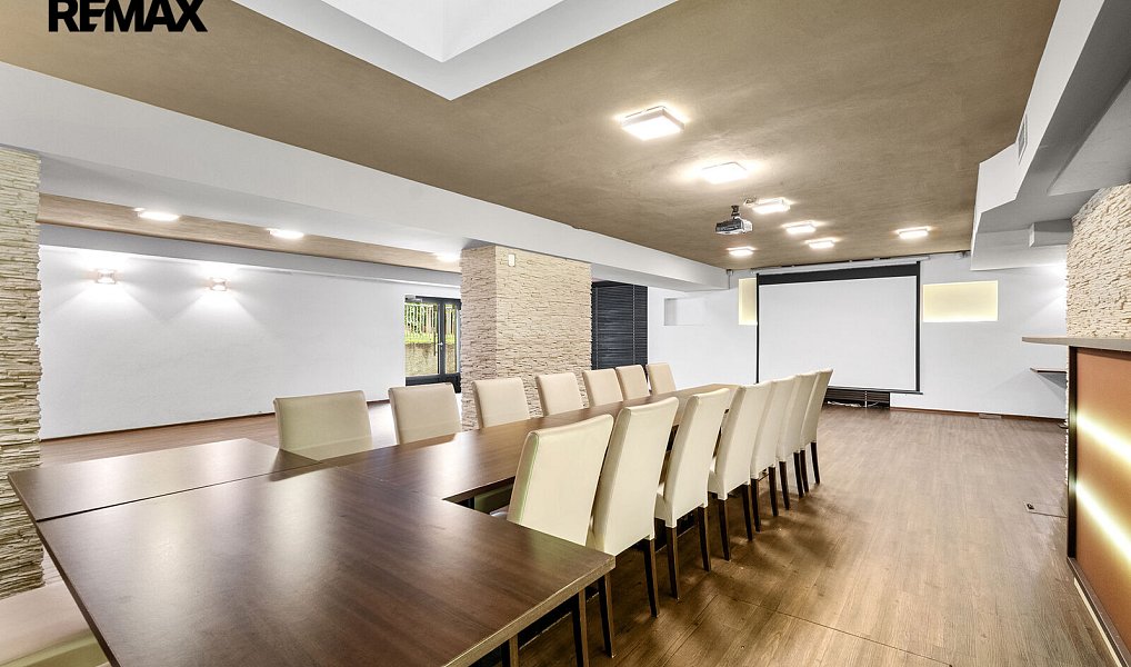 Prodej restaurace 489 m², Plzeň – náhled fotky 56