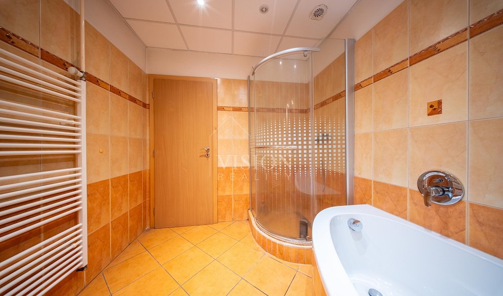 Prodej domu 198 m² s pozemkem 1 268 m², Pálovice – náhled fotky 17