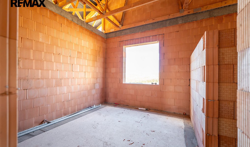 Prodej domu 186 m² s pozemkem 803 m², Cerhonice – náhled fotky 17
