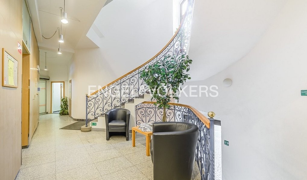 Pronájem kanceláře 32 m², Praha – náhled fotky 4