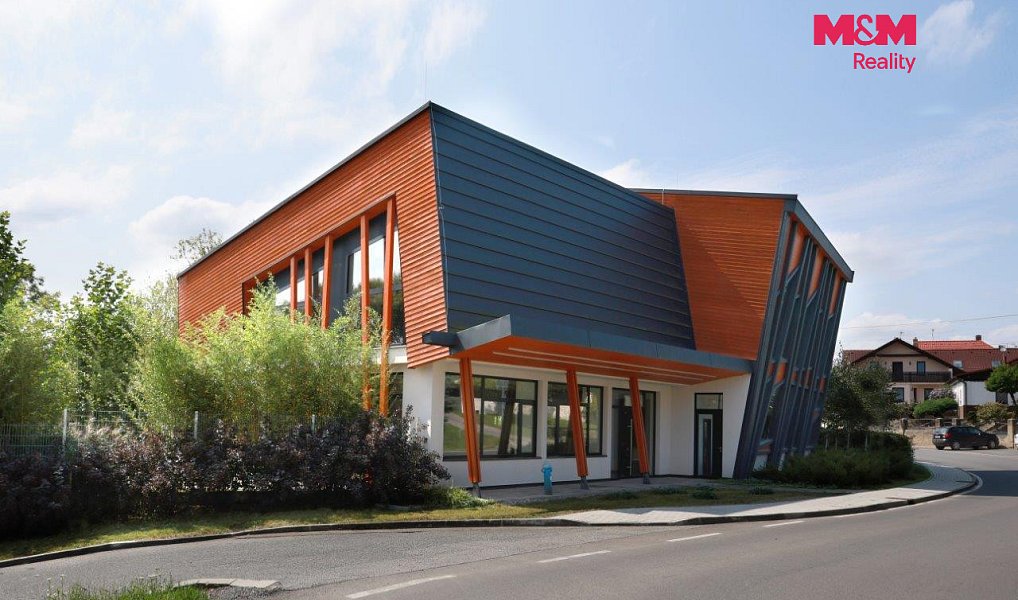 Prodej restaurace 1 076 m², Okrouhlo – náhled fotky 6