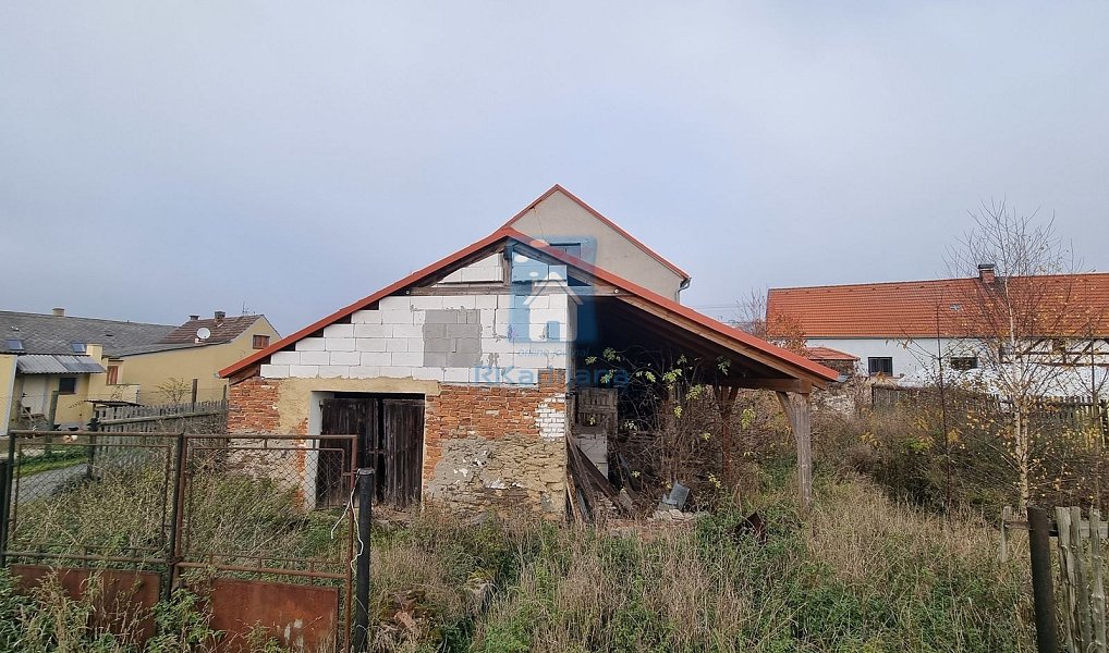 Prodej domu 600 m² s pozemkem 648 m², Úterý – náhled fotky 4