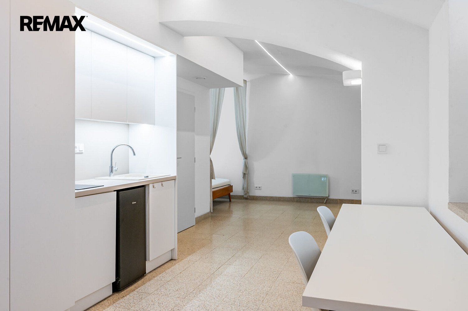 Pronájem obchodních prostor 40 m²