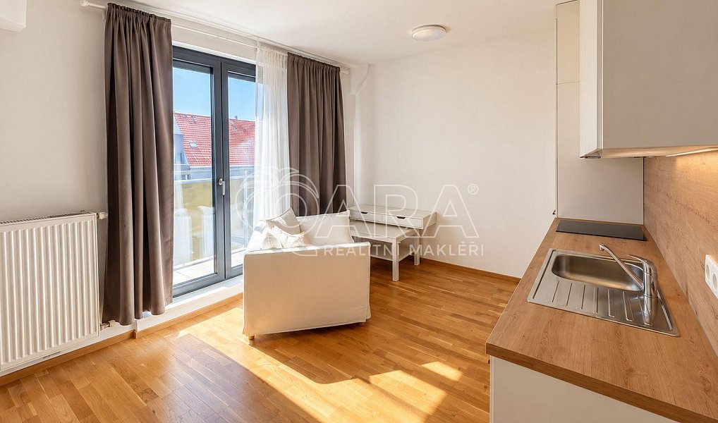 Pronájem bytu 1+kk 28 m², Praha – náhled fotky 3