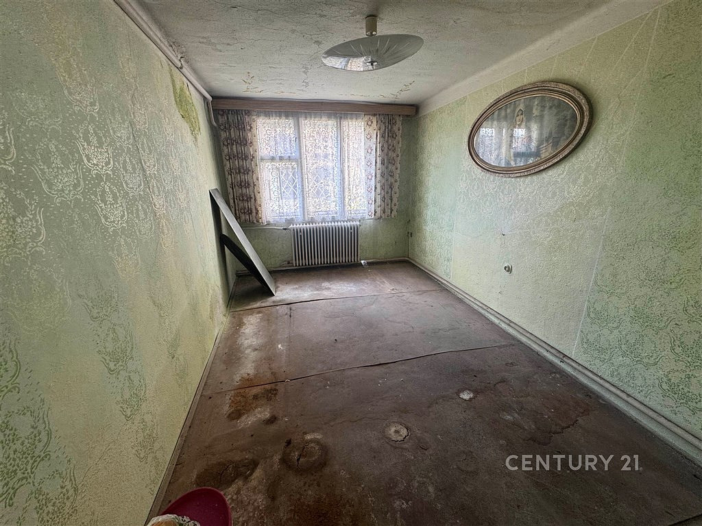 Prodej domu 200 m² s pozemkem 754 m² – další