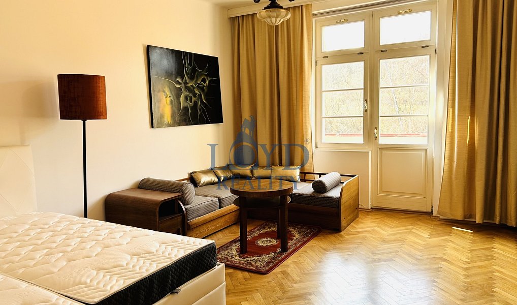 Prodej bytu 2+1 92 m², Karlovy Vary – náhled fotky 9