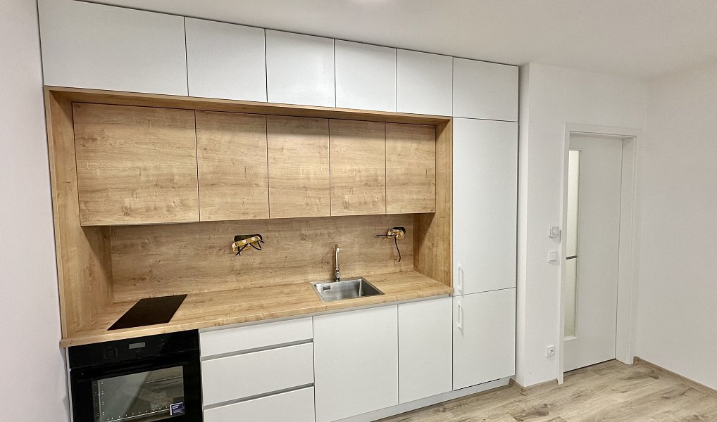 Pronájem bytu 1+kk 29 m², Letovice – náhled fotky 2