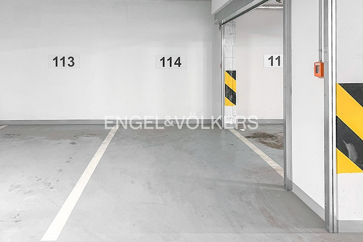 Pronájem garážového stání 12 m2, praha vysočany — photo 3
