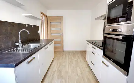 Prodej bytu 2+1 60 m², Ppor. Příhody, Vlašim, okres Benešov