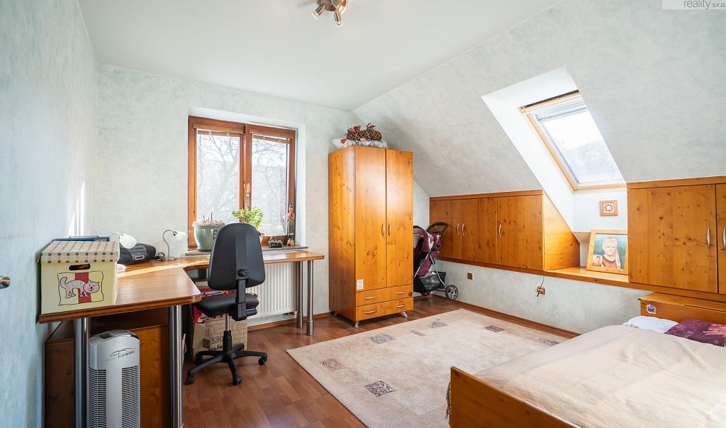 Prodej domu 372 m² s pozemkem 3 764 m², Lužice – náhled fotky 35