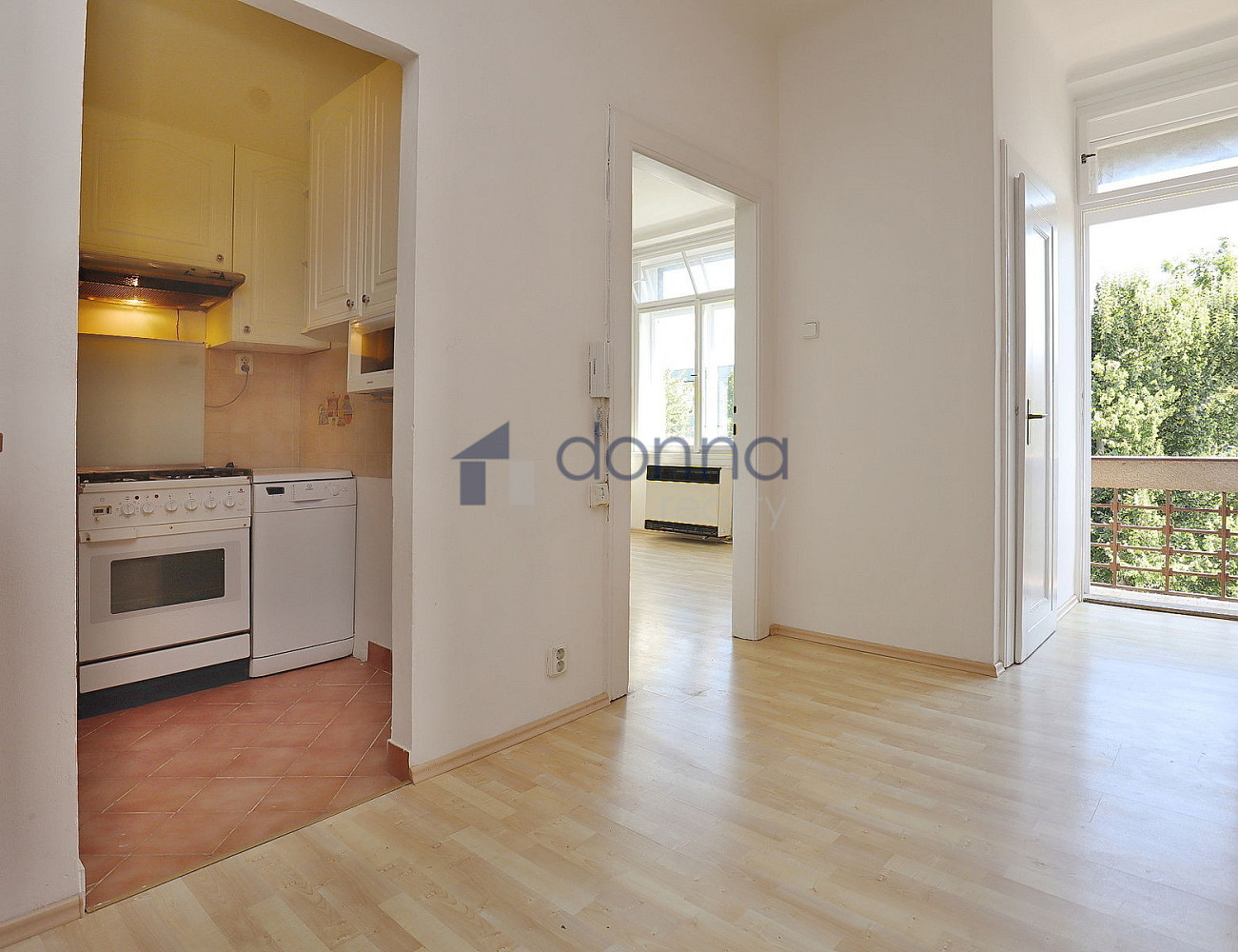 Pronájem bytu 2+kk 58 m² — photo 3