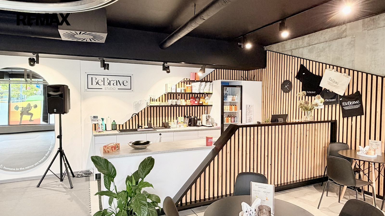 Pronájem obchodních prostor 173 m² – pohled 6