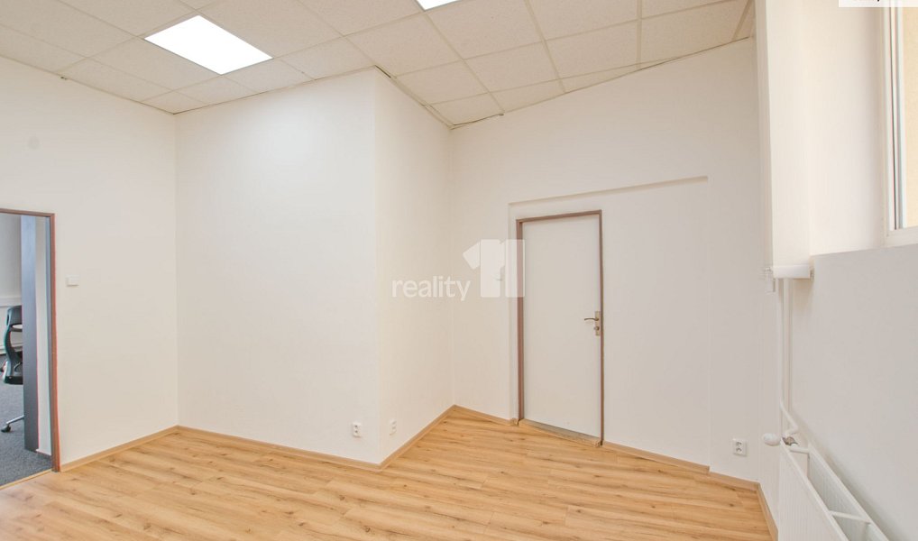 Pronájem kanceláře 68 m², Liberec – náhled fotky 17