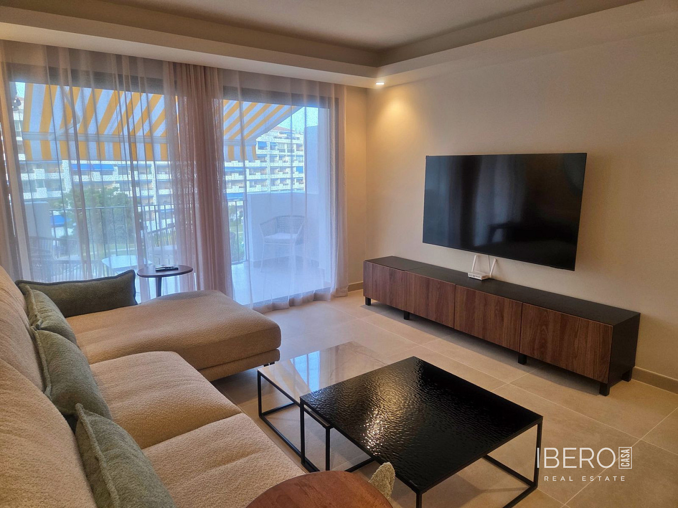 Pis 4+kk – Marbella, Nueva Andalucía - Vista 2