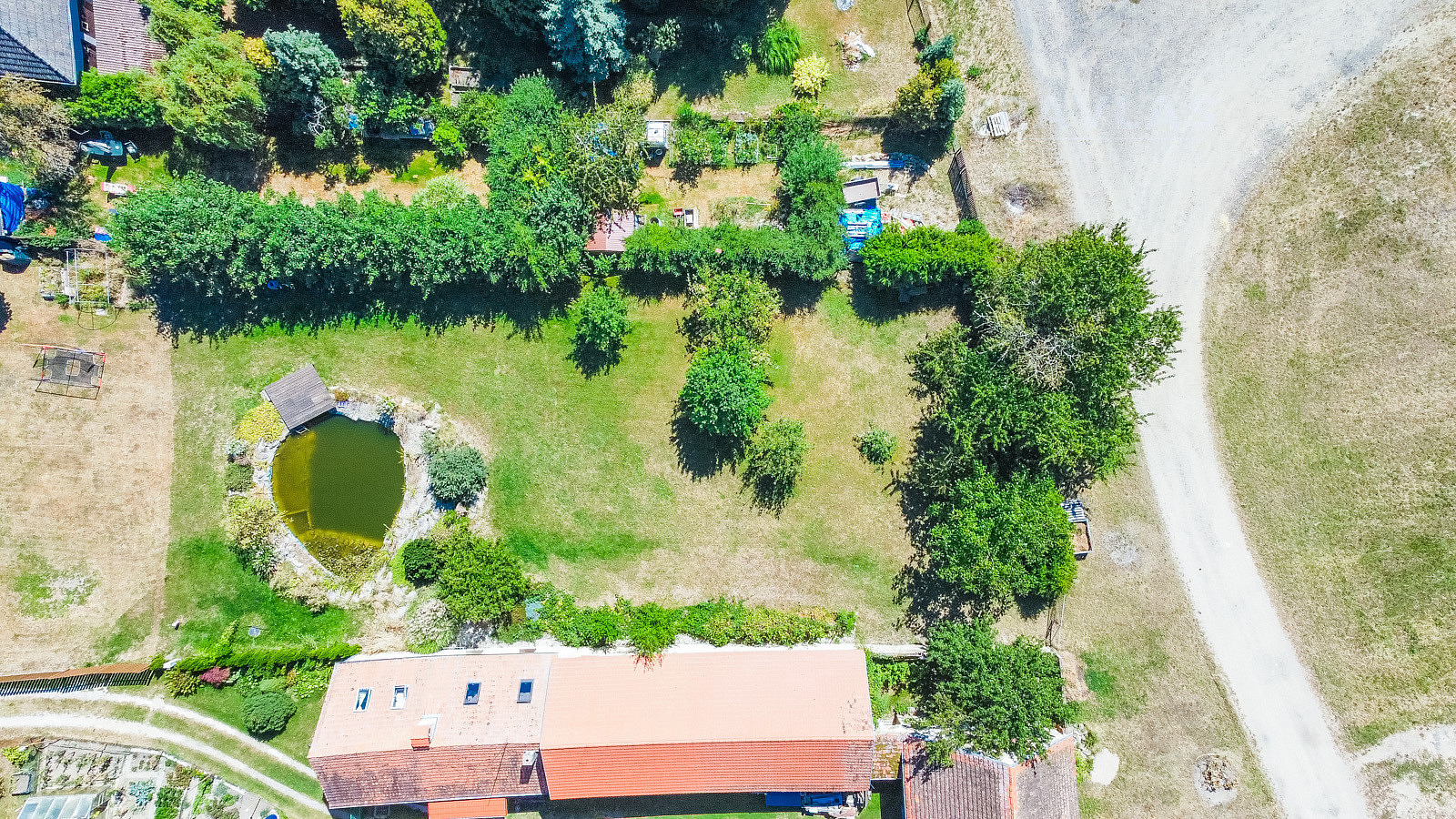 Prodej stavebního pozemku 1 163 m²