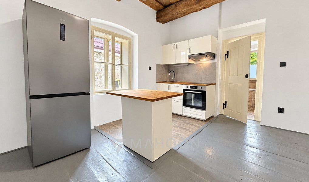 Pronájem bytu 2+kk 48 m², Slaný – náhled fotky 3
