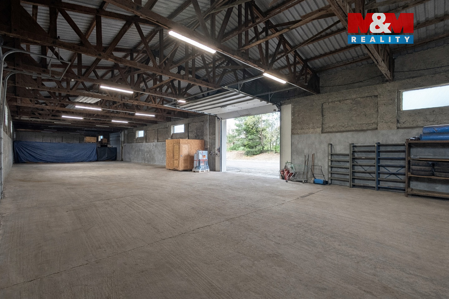 Pronájem obchodních prostor 380 m² — photo 2