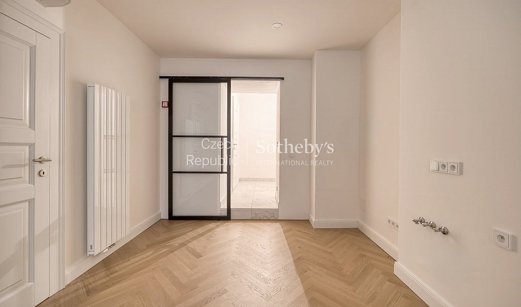 Prodej bytu 2+1 86 m², Praha – náhled fotky 11