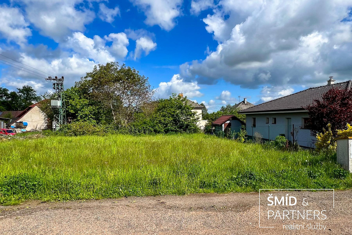 Prodej stavebního pozemku 1 001 m² – fotografie 2