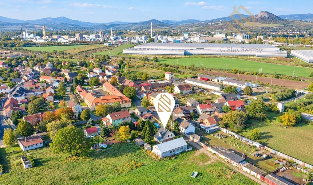 Prodej domu 196 m² s pozemkem 1 929 m², Lukavec – náhled fotky 28