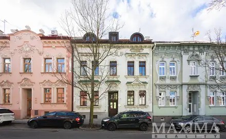 Prodej domu 378 m² s pozemkem 385 m², Poděbradova, Chomutov