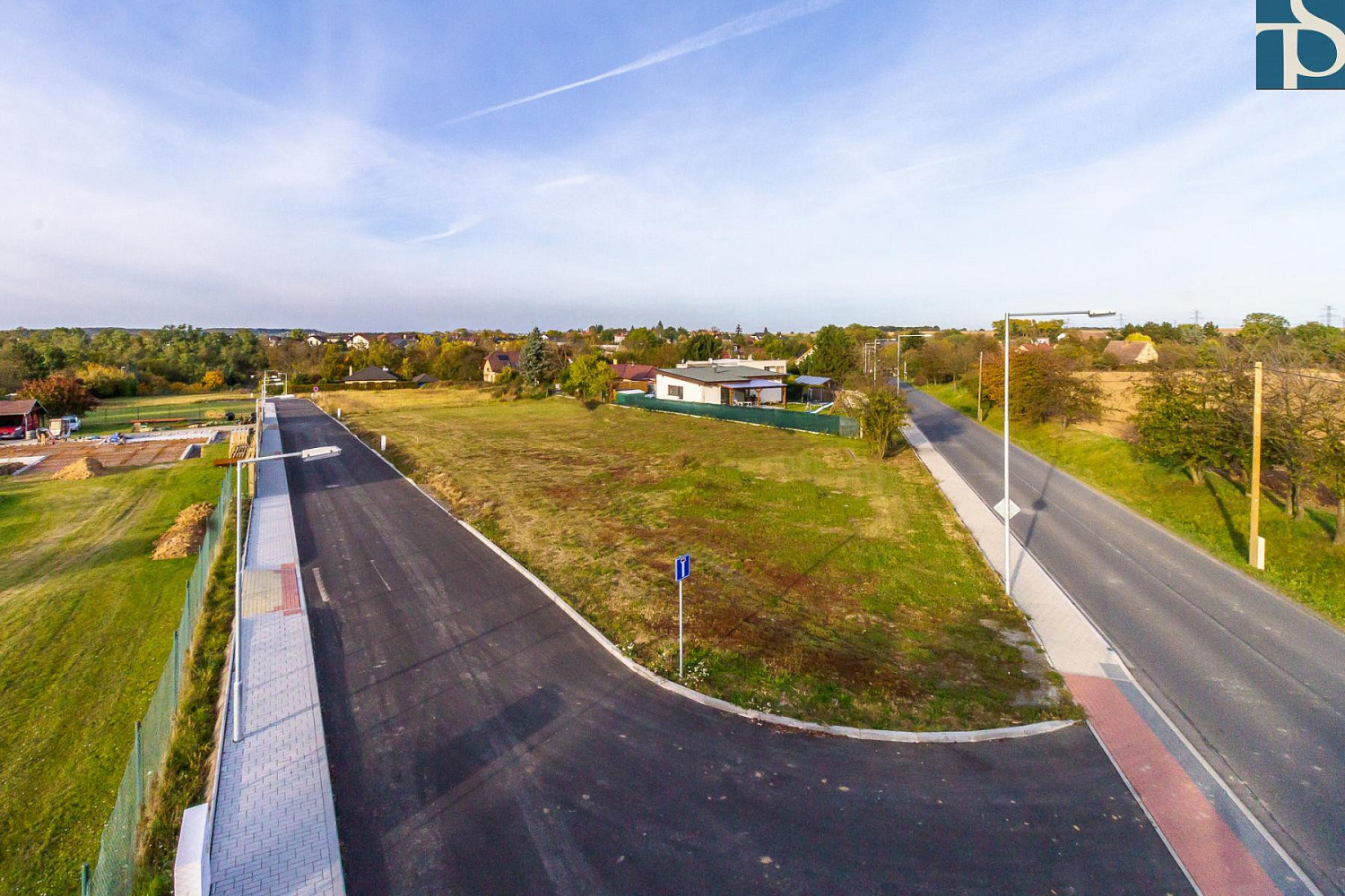 Prodej stavebního pozemku 1 169 m² – fotografie 3