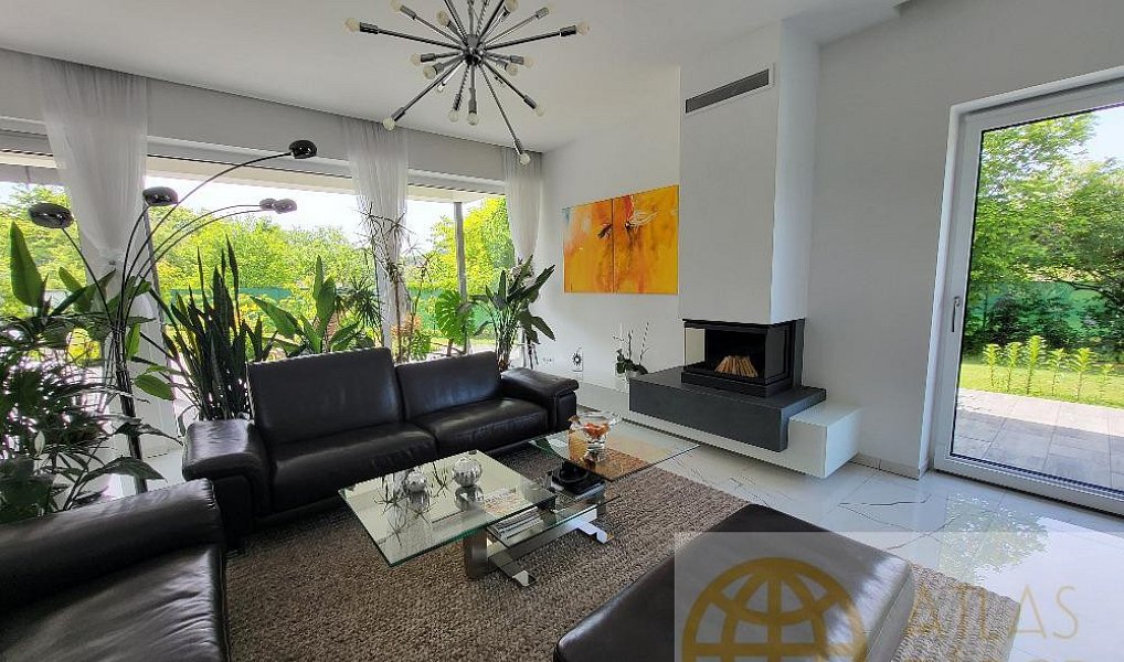 Prodej domu 235 m² s pozemkem 1 013 m², Tábor – náhled fotky 14
