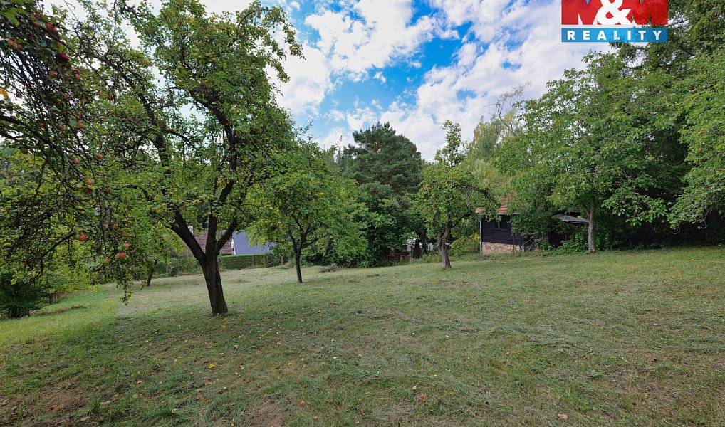 Prodej stavebního pozemku 1 303 m², Ptení – náhled fotky 11