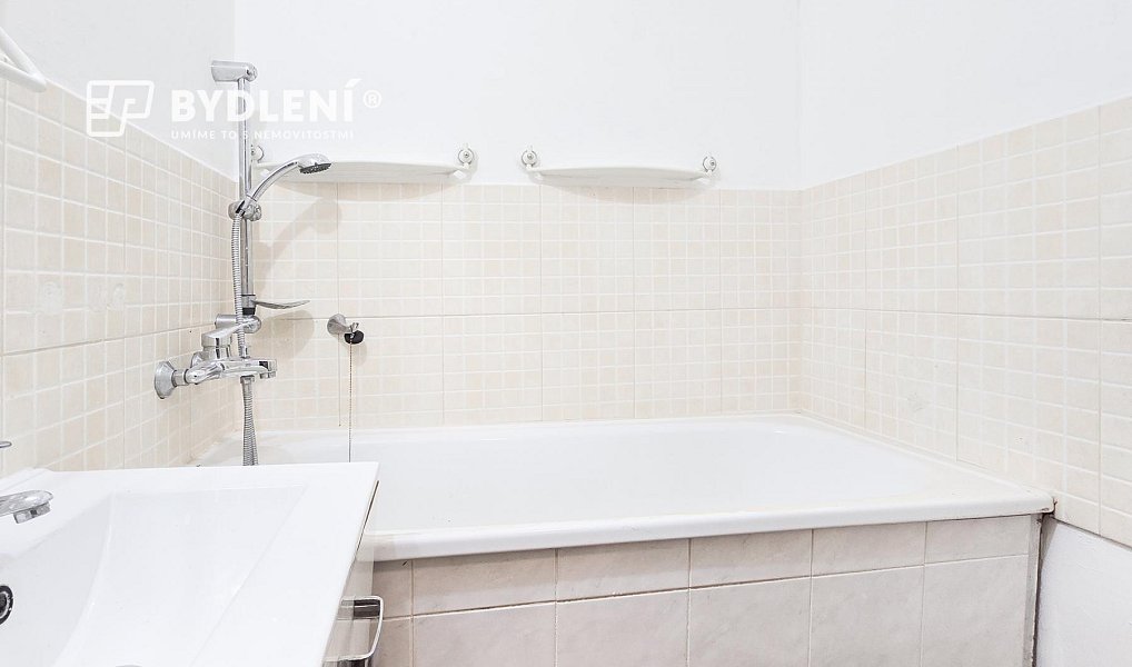 Pronájem bytu 2+1 55 m², Most – náhled fotky 9
