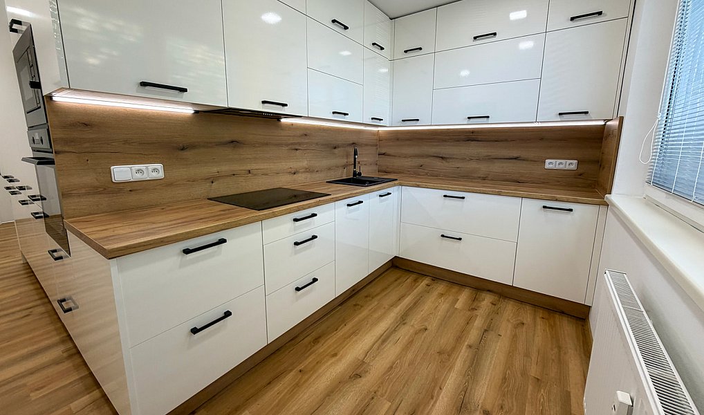 Prodej bytu 3+1 76 m², Luhačovice – náhled fotky 2