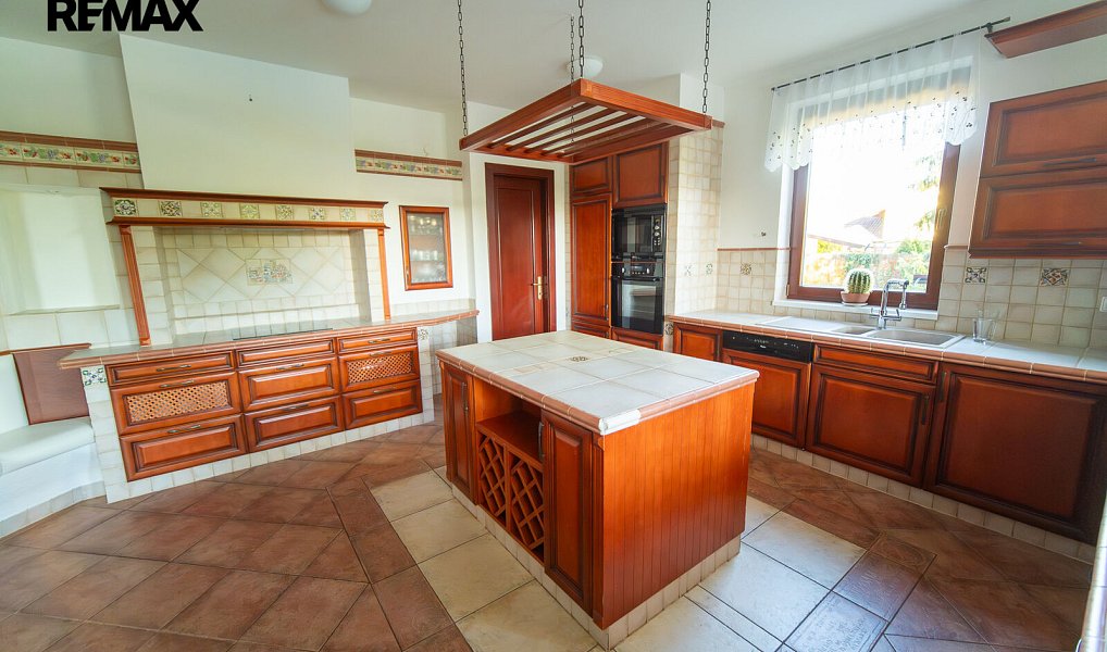 Prodej domu 346 m² s pozemkem 5 794 m², Troubsko – náhled fotky 10